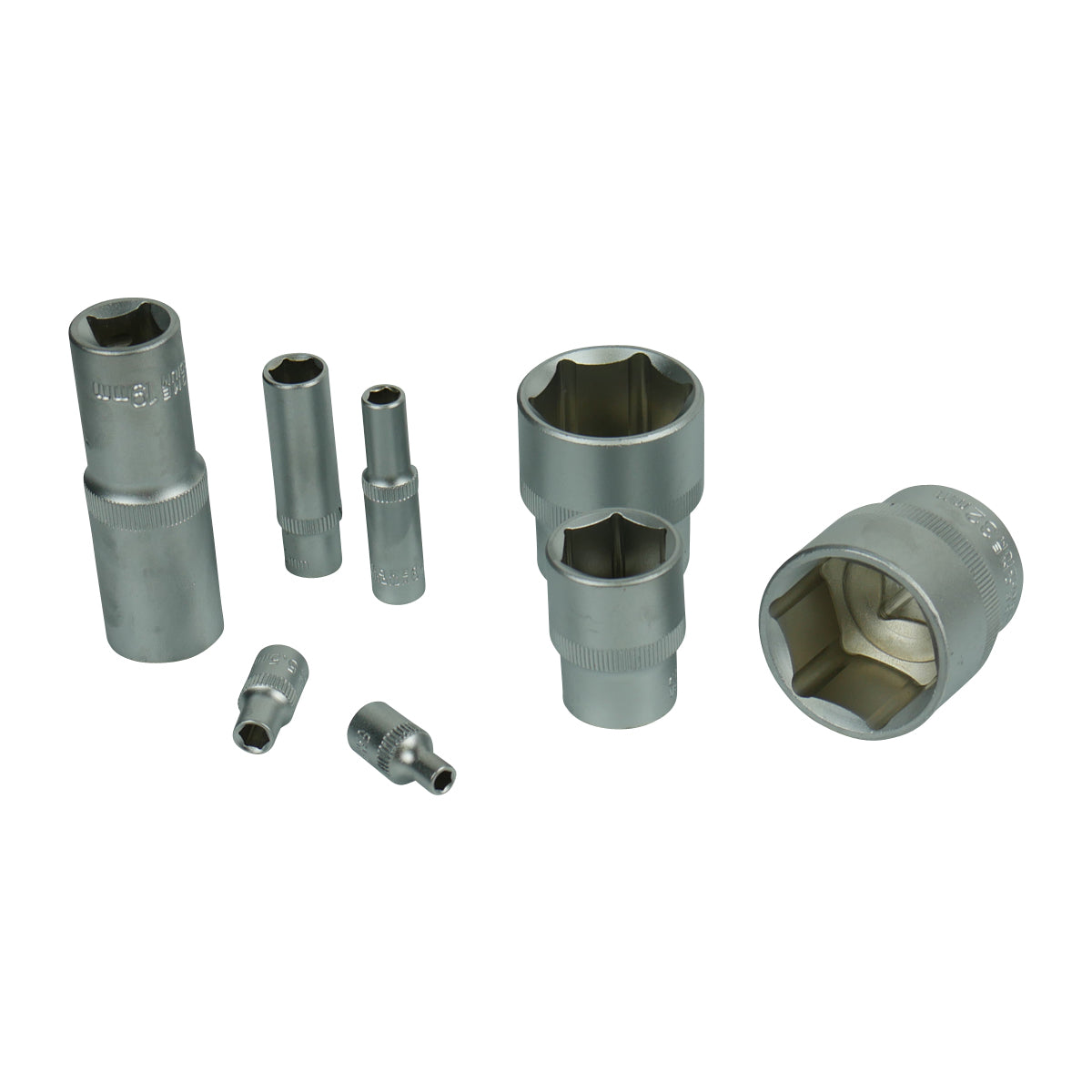 Socket Set 94 Piece 1/2" & 1/4" Drive Tool Kit with Carry Case