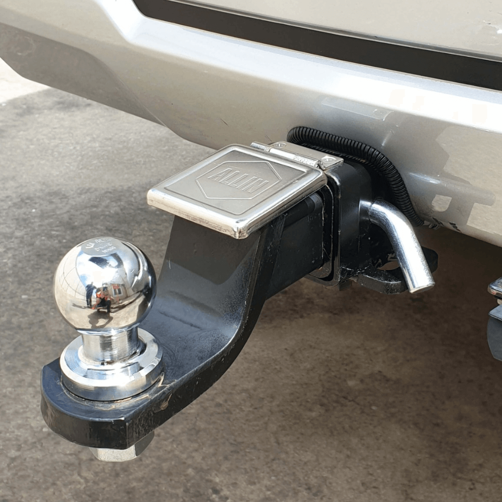Trailer Coupling Hitch Locking Pin with R Clip