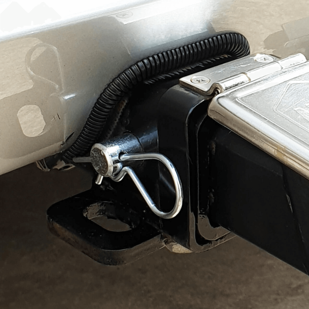 Trailer Coupling Hitch Locking Pin with R Clip