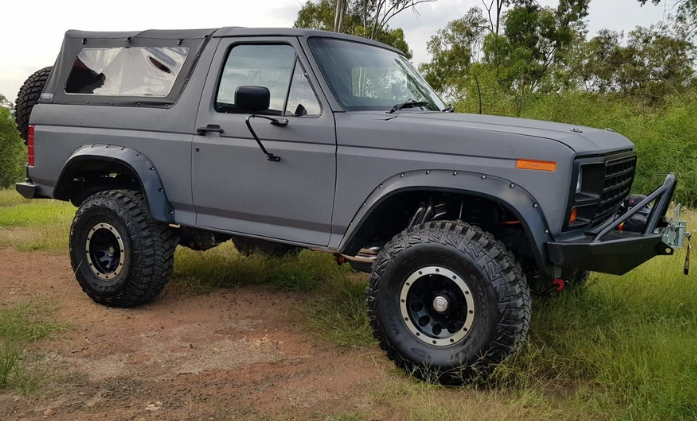 Raptor Liner Tintable 4x4/Vehicle Paint Kit 8L